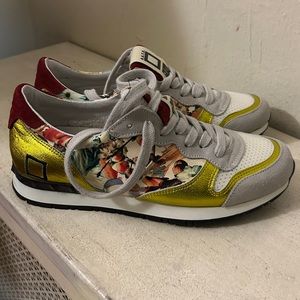 D.A.T.E. Sneakers